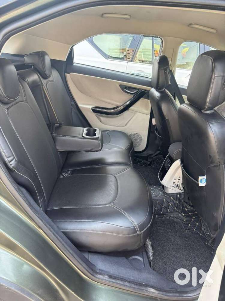 Tata Nexon, 2022, Petrol