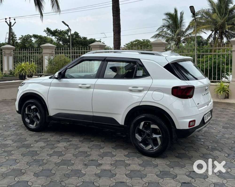 Hyundai Venue 1.0 Sx Turbo Imt, 2020, Petrol
