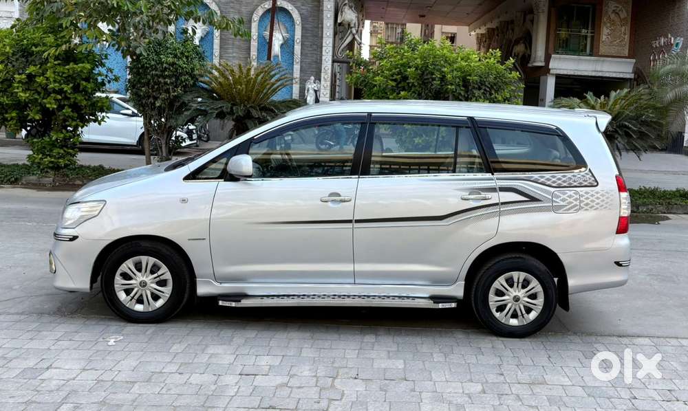Toyota Innova 2.5 Gx 7 Str Bs-iii, 2014, Diesel