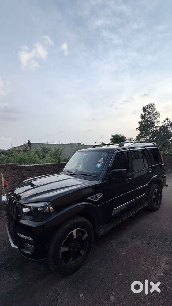 Mahindra Scorpio Classic Diesel Manual