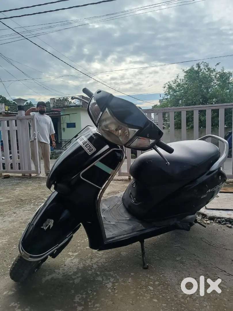 olx activa scooty