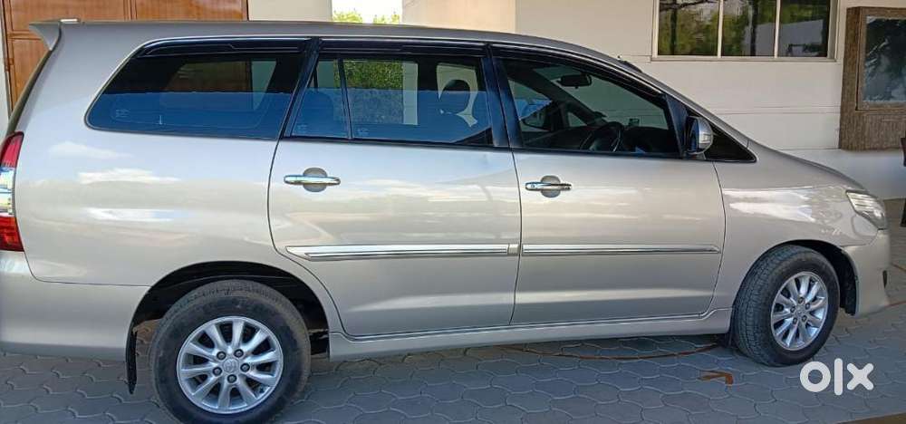 Toyota Innova 2004-2011 2.5 Vx (diesel) 8 Seater Bs Iv, 2013, Diesel