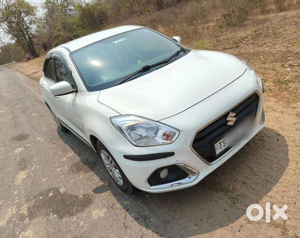 Maruti Suzuki Dzire 1.2 Vxi, 2022, Petrol