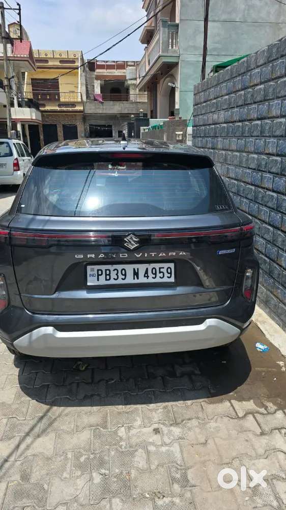 Maruti Suzuki Vitara Hybrid 2025