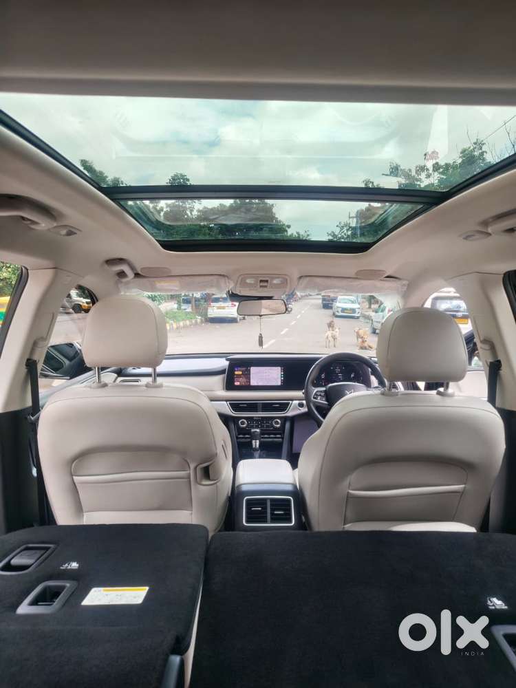 Mahindra Xuv700 2.2 Ax 7 Diesel At Str, 2022, Diesel