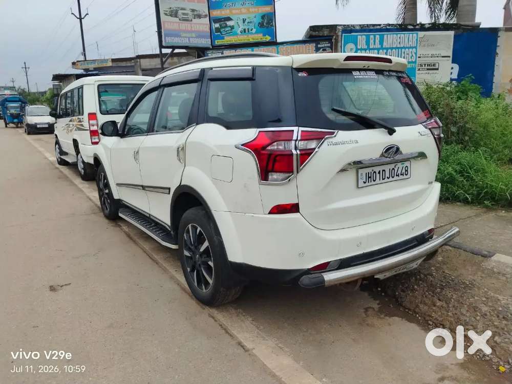Mahindra Xuv500 W-11 Diesel Manual 2nd Owner 2019