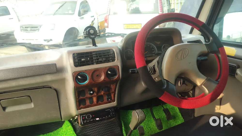 Mahindra Bolero Camper Gold