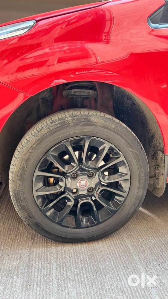 Fiat Punto Evo 2015 Diesel 74658 Km Driven With Company Records.