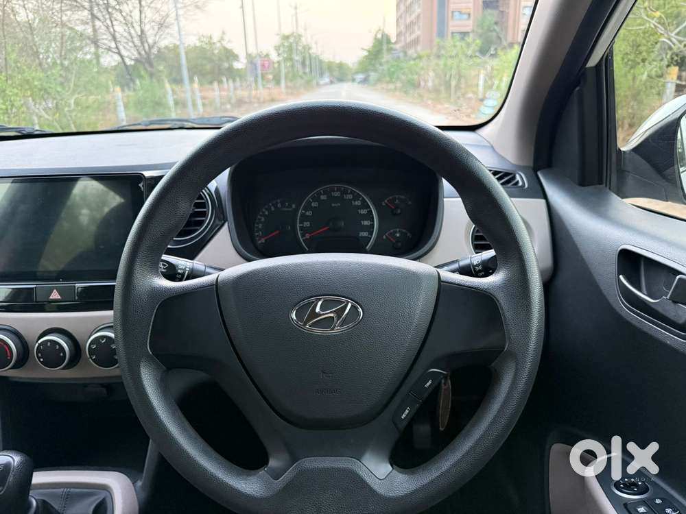 Hyundai Grand I10 1.2 Crdi Sportz Option, 2016, Petrol
