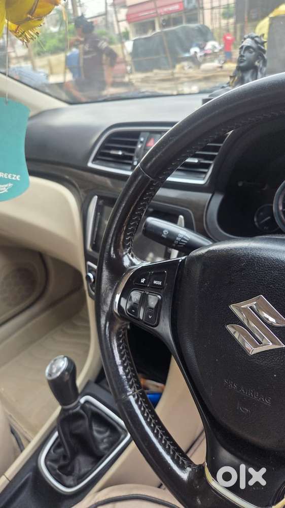 Maruti Suzuki Ciaz Smart Hybrid Alpha , 2017