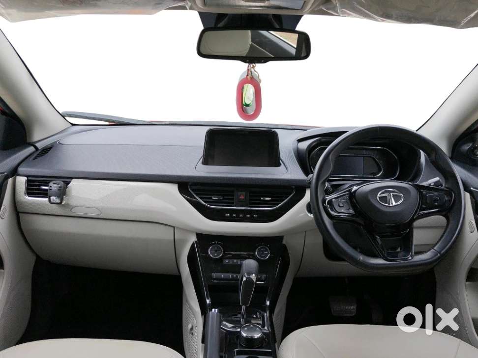 Tata Nexon 1.2 Revotron XZA Plus, 2023, Petrol
