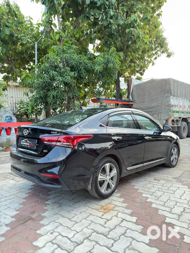 Hyundai Verna 1.6 Sx (o) Crdi At, 2018, Diesel