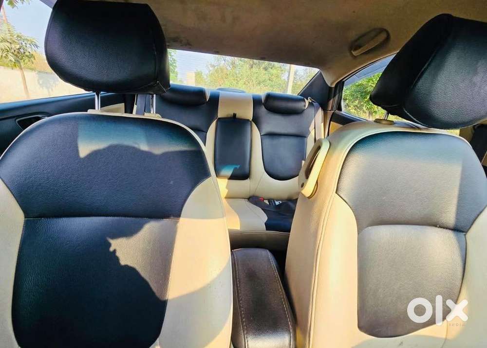 Hyundai Petrol Manual 2016