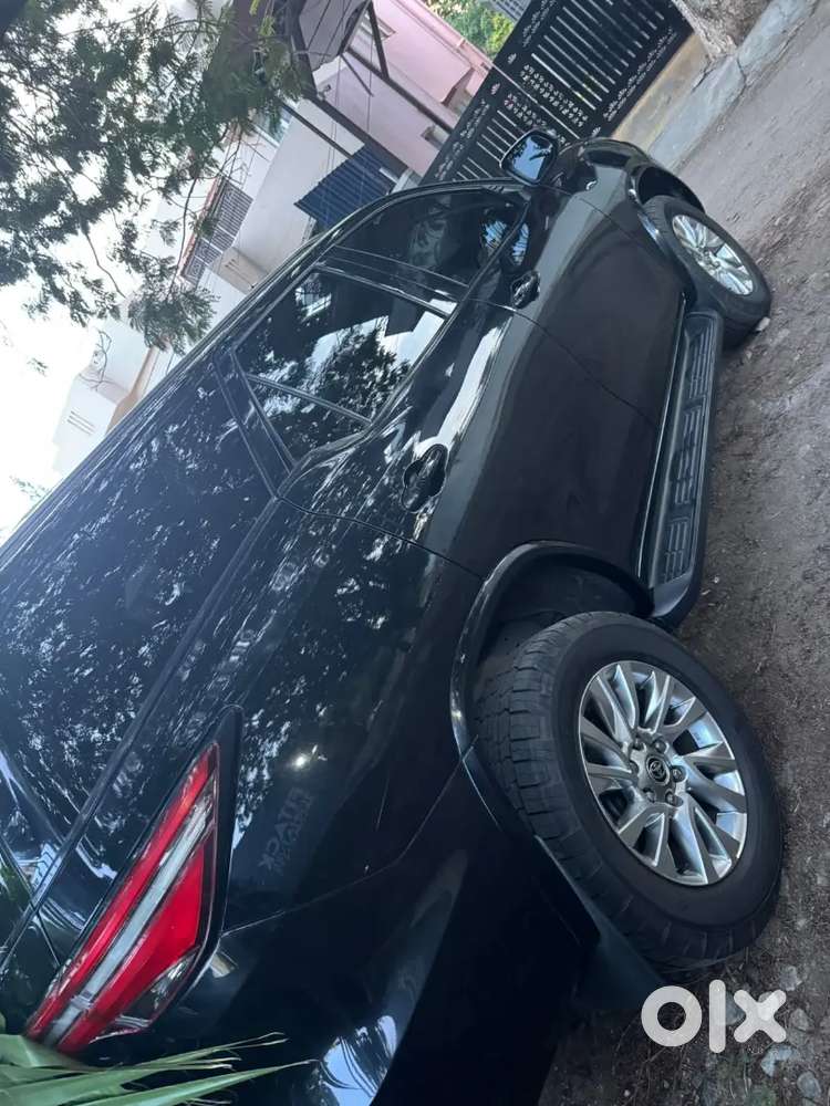 0001nun,toyota Fortuner Diesel 2023