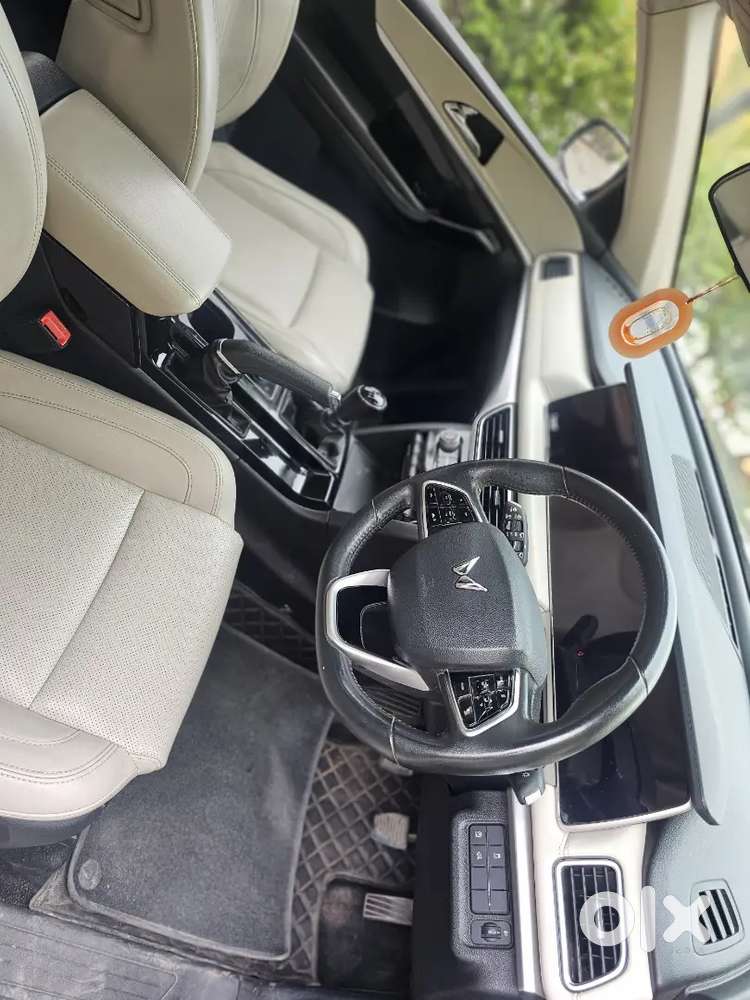 Mahindra Xuv700 2.0 Ax 2021