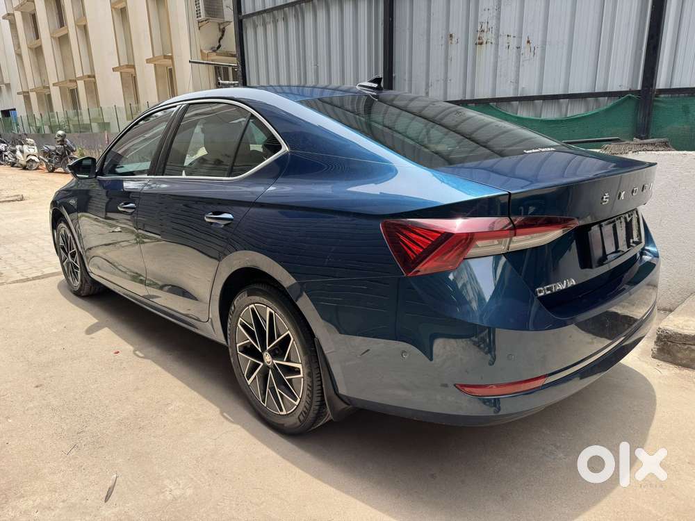 Skoda Octavia 2.0 L K Tsi At, 2022, Petrol