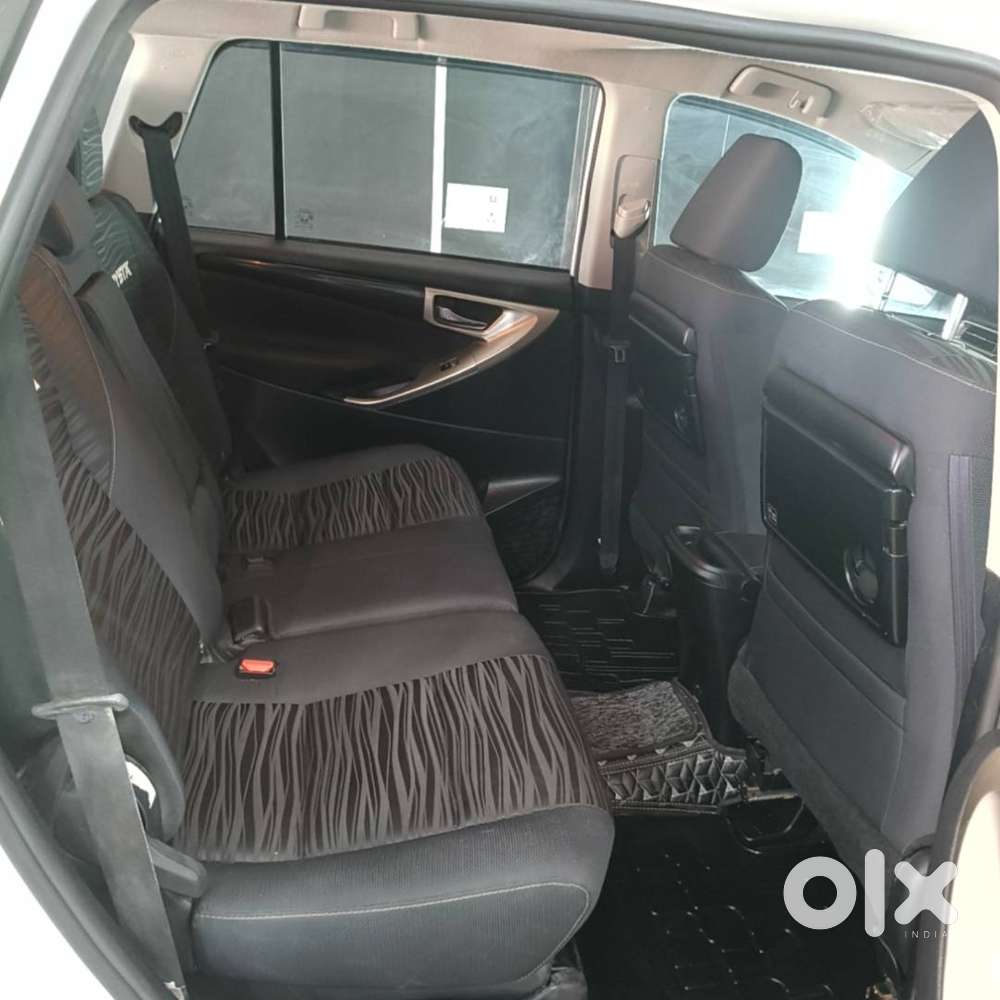 This Crista Is 2025 Registraction And Run 25000km .it's 13 Month Old