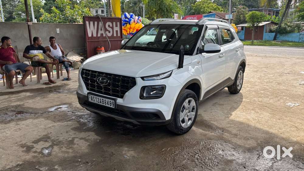 Hyundai Venue Petrol 2021