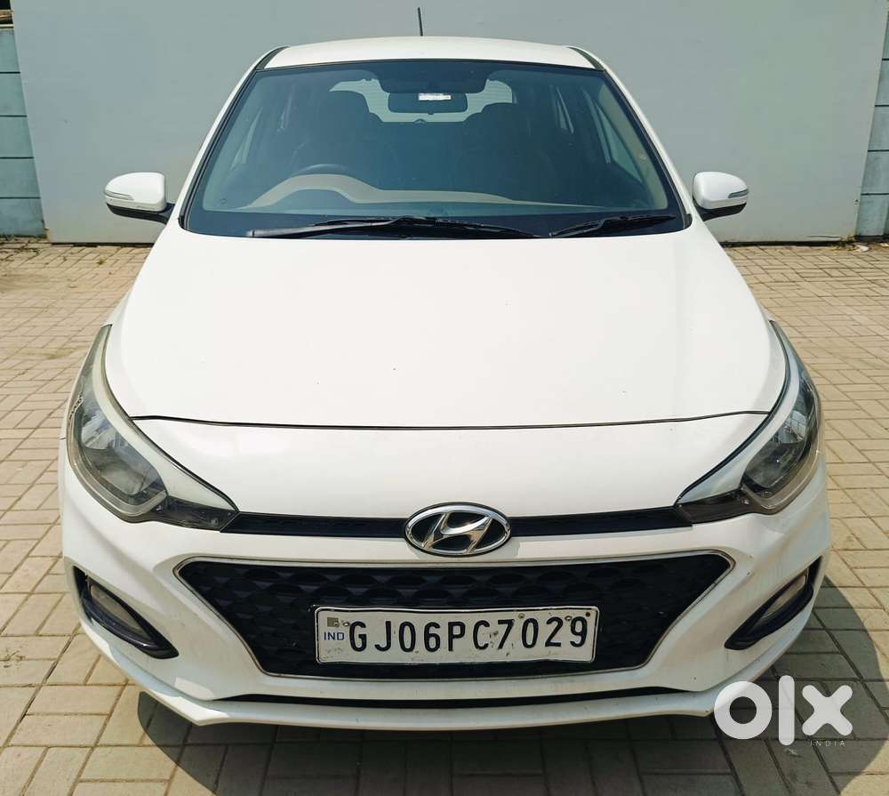 Hyundai I20 Sportz 1.2 Mt, 2020, Petrol