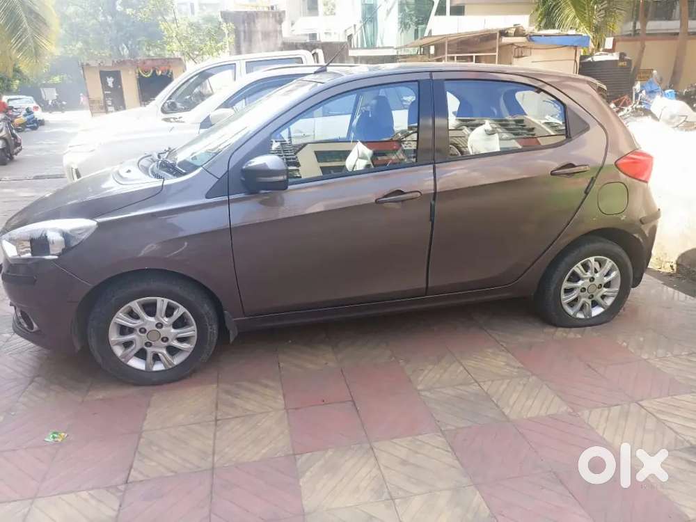 Tata Tiago 2018 Petrol 22300 Km Driven