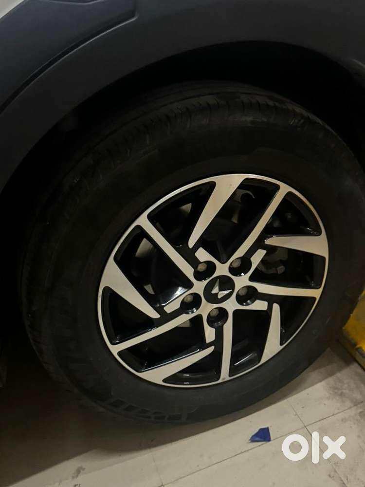 Mahindra Xuv 3xo 2024 Diesel Well Maintained