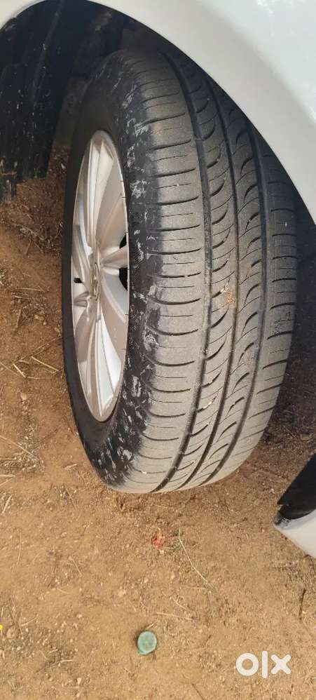 Swift 2014 Diesel New Tyres New Battery  New Clutch Plat