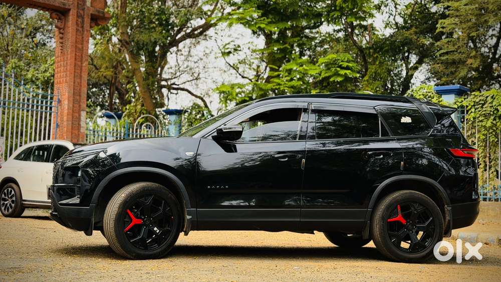 Tata Safari Accomplished X Plus 7 Str Dark Edition, 2024, Diesel