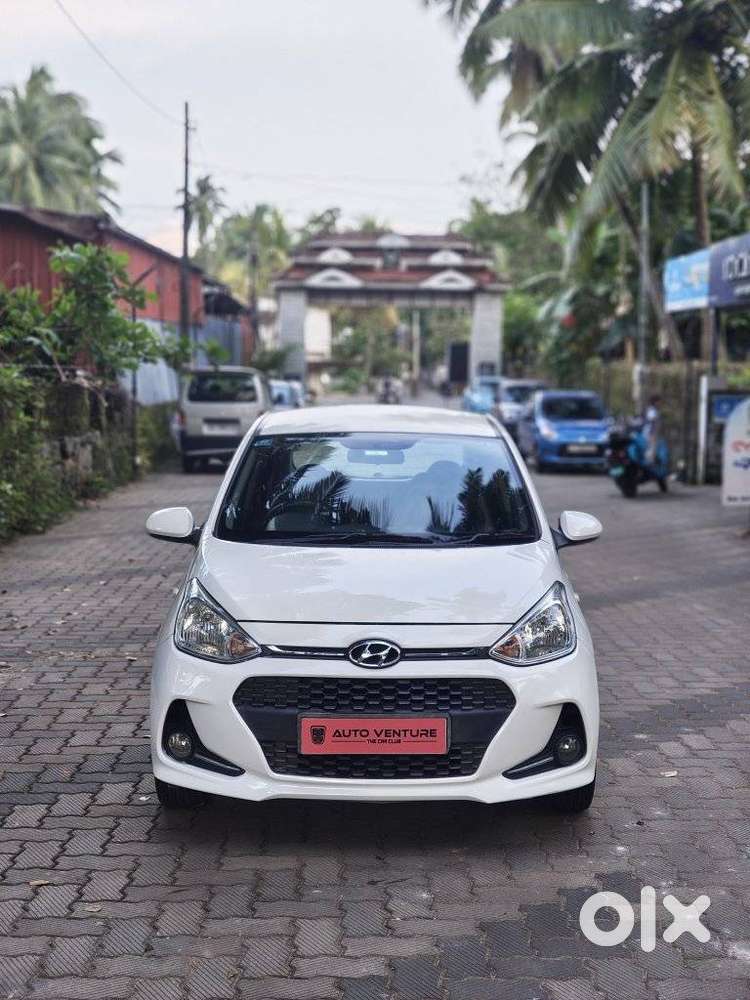 Hyundai I10 Sportz, 2017, Petrol