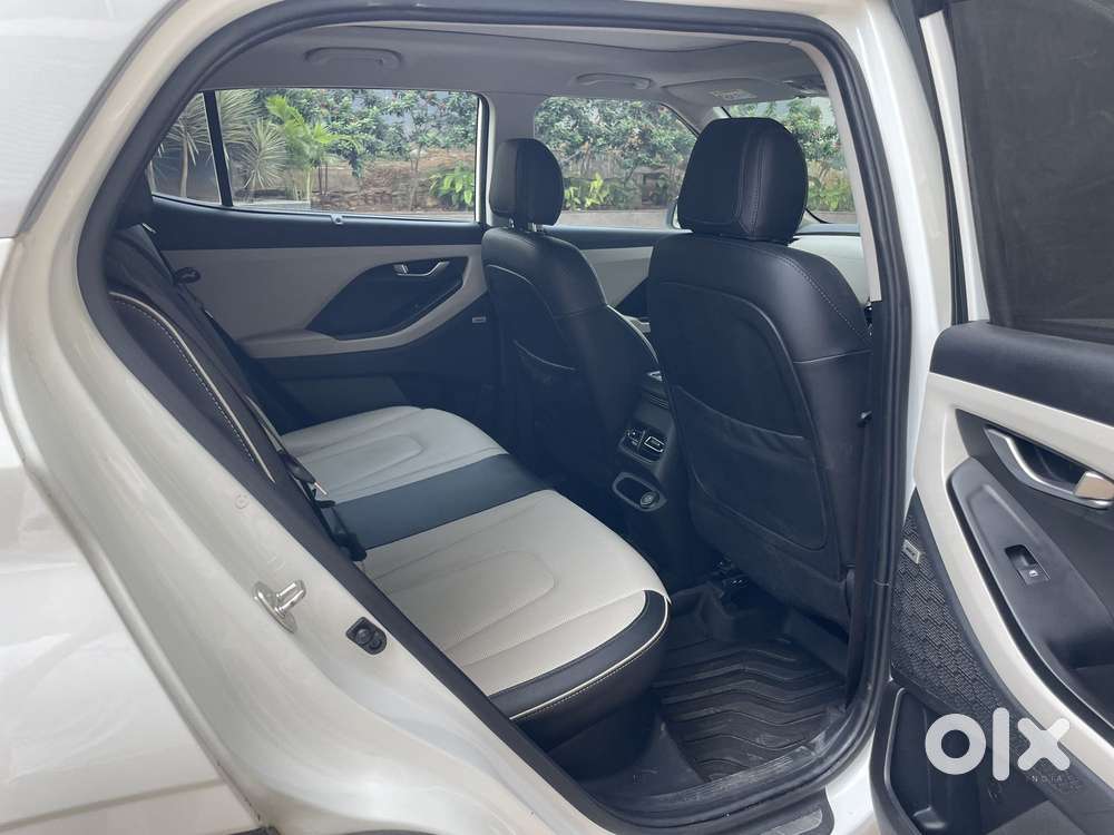 Hyundai Creta Sx (o) 1.5 Petrol Cvt, 2023, Petrol