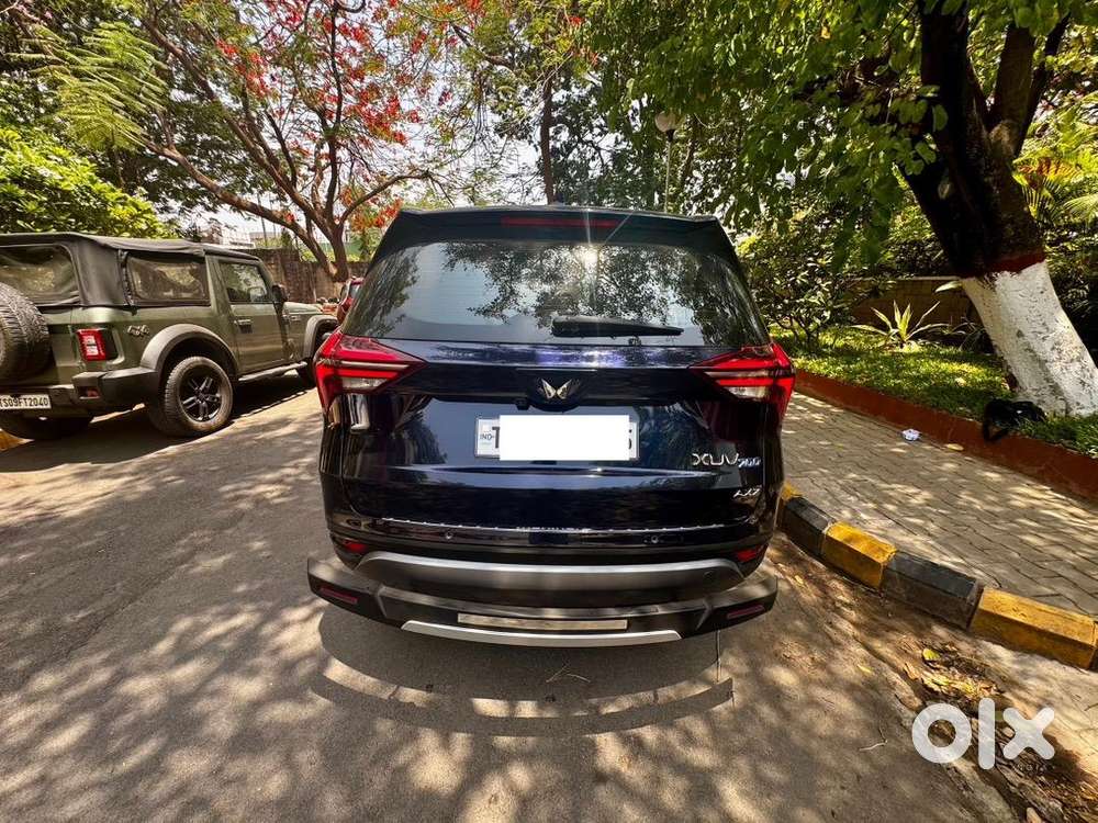 Mahindra Xuv700 Ax7 Dsl 2025 Model  Diesel  Manual