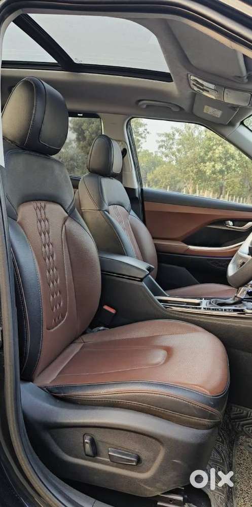 Hyundai Alcazar 2.0 Signature (o) Petrol At 7 Str, 2023, Petrol