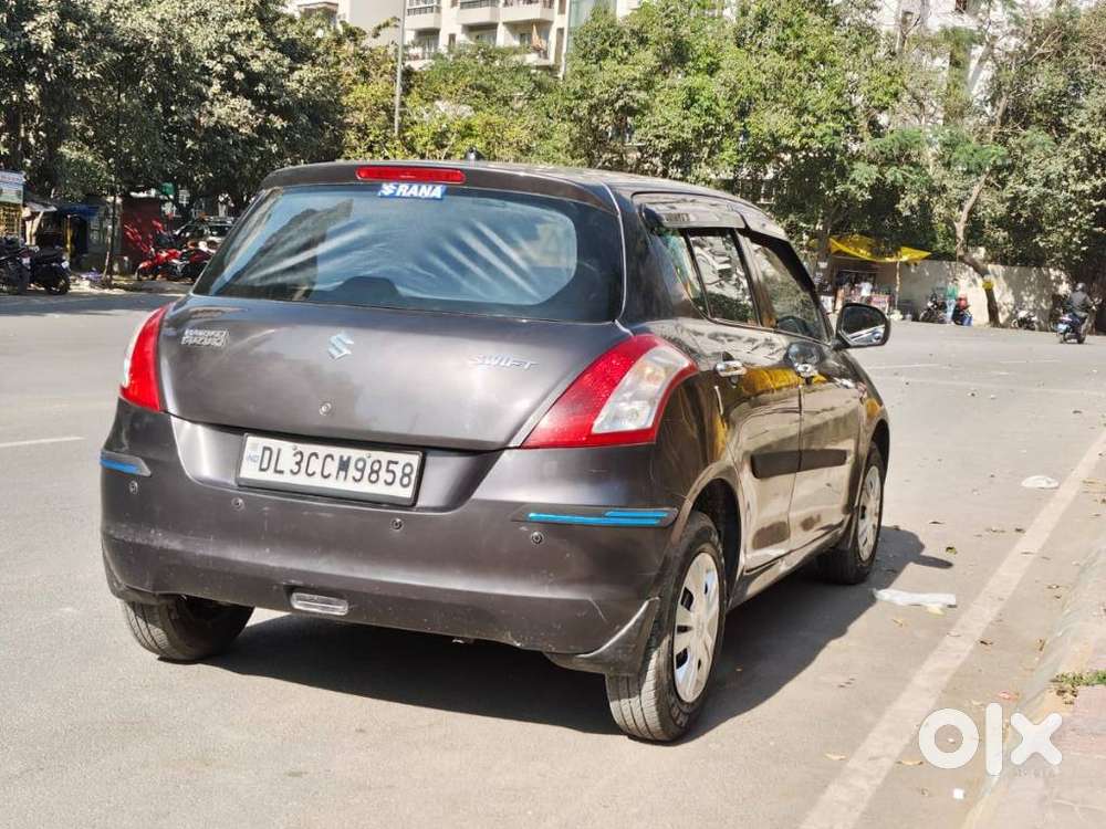 Maruti Suzuki Swift Lxi Optional-o, 2017, Petrol