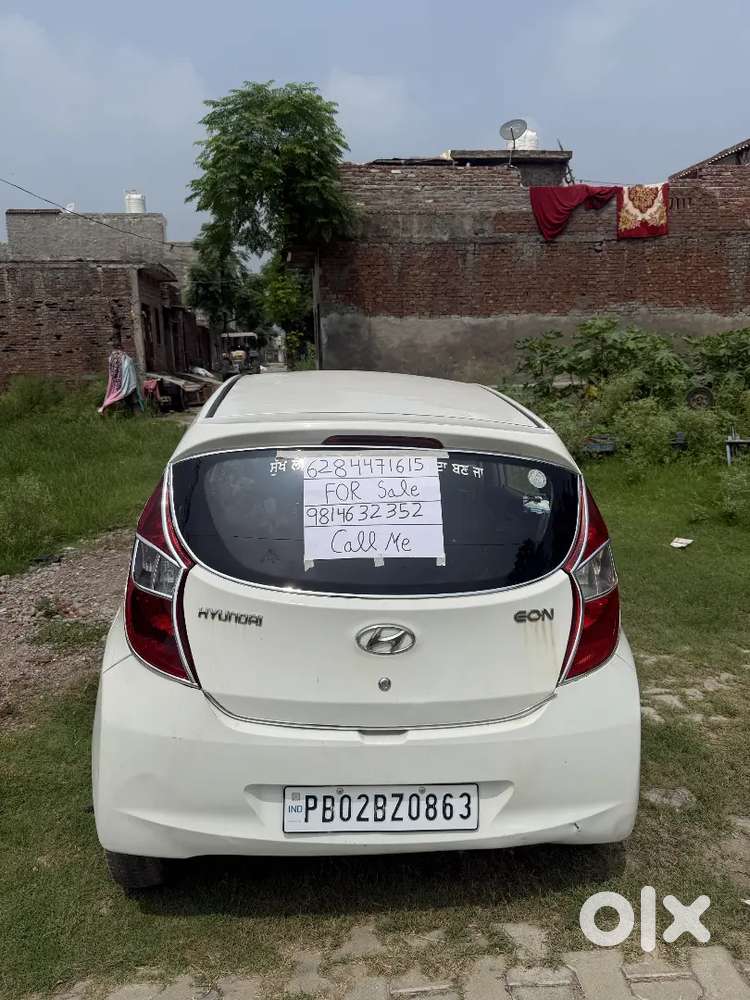 Hyundai Eon 0.8 Sportz 2013 Petrol