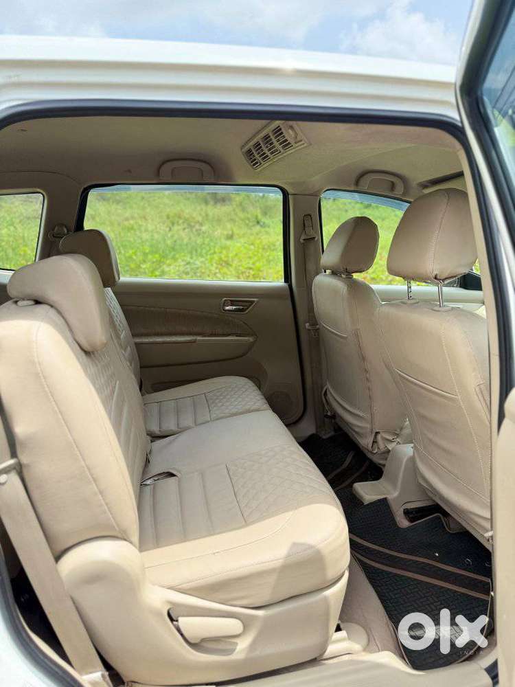 Maruti Suzuki Ertiga Vxi Abs, 2014, Petrol