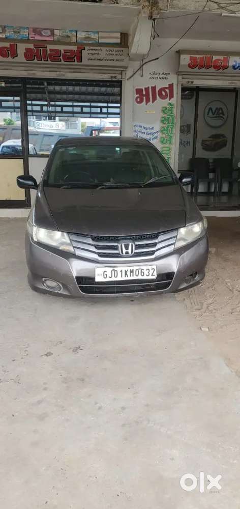 Honda City 1.5 V 2011