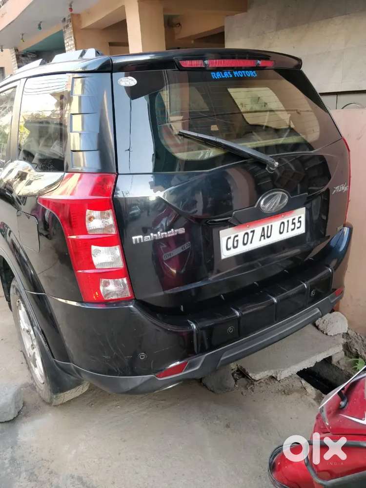 Mahindra Xuv500 November 2014 Diesel 77000 Km Driven