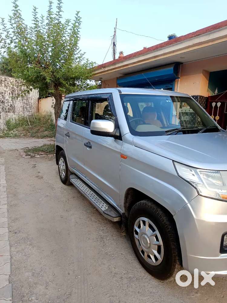 Mahindra Tuv 300 2016 Diesel 88000 Km Driven