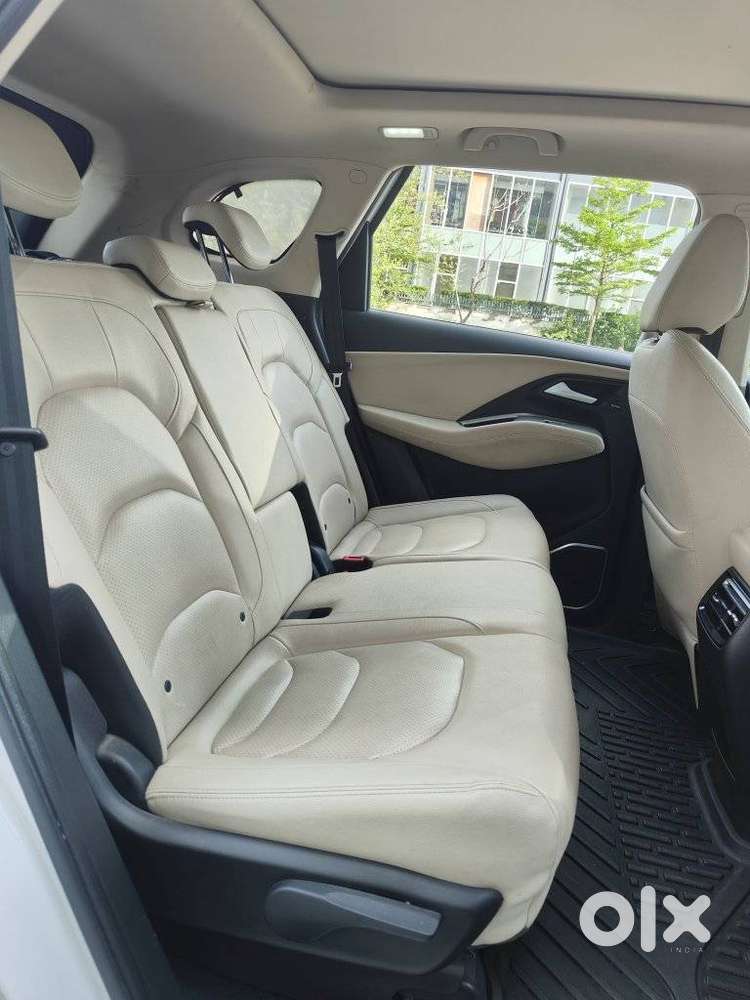 Mg Hector Plus Savvy Pro 1.5 Turbo Petrol Cvt 7 Str, 2023, Petrol