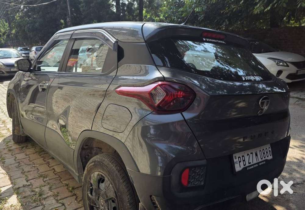 Tata Punch Creative Amt, 2025, Petrol