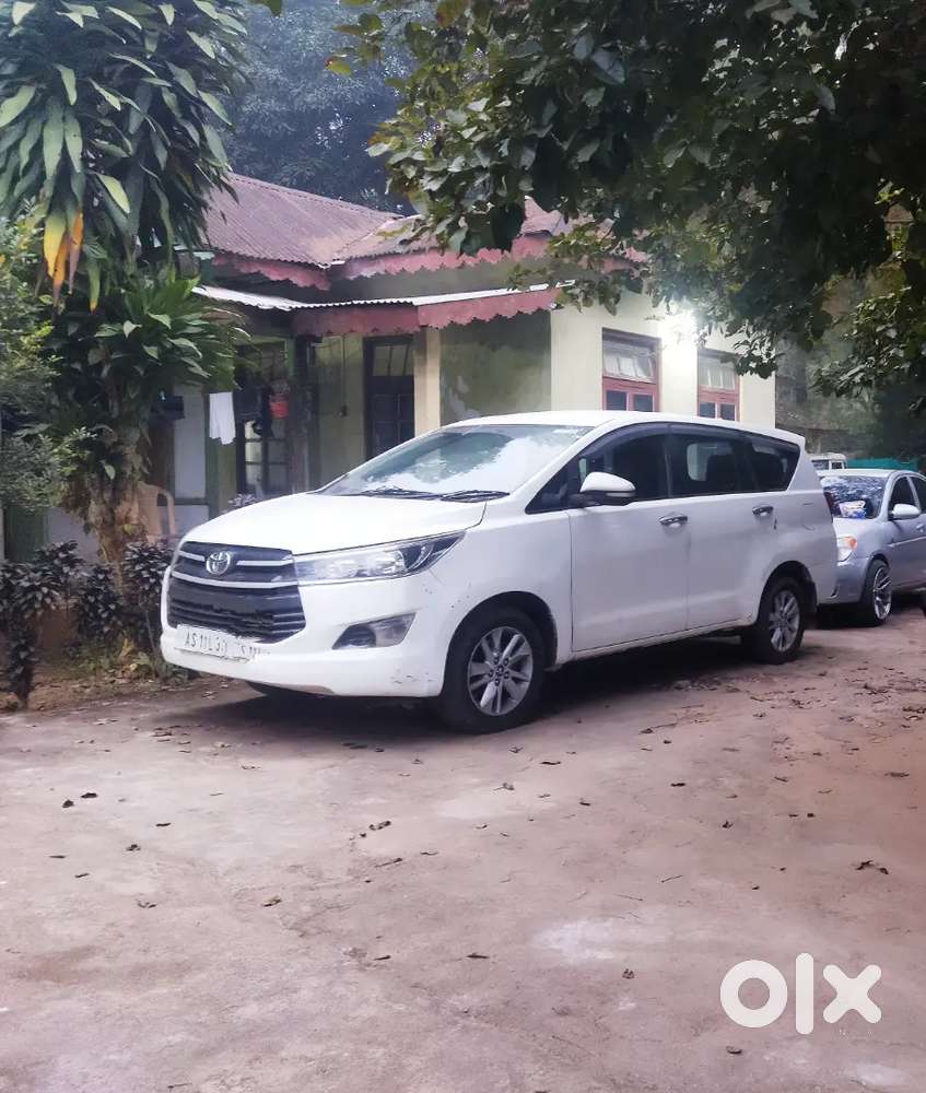 Toyota Innova Crysta 2016