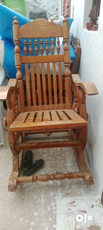 Sagwan wood chair hot sale