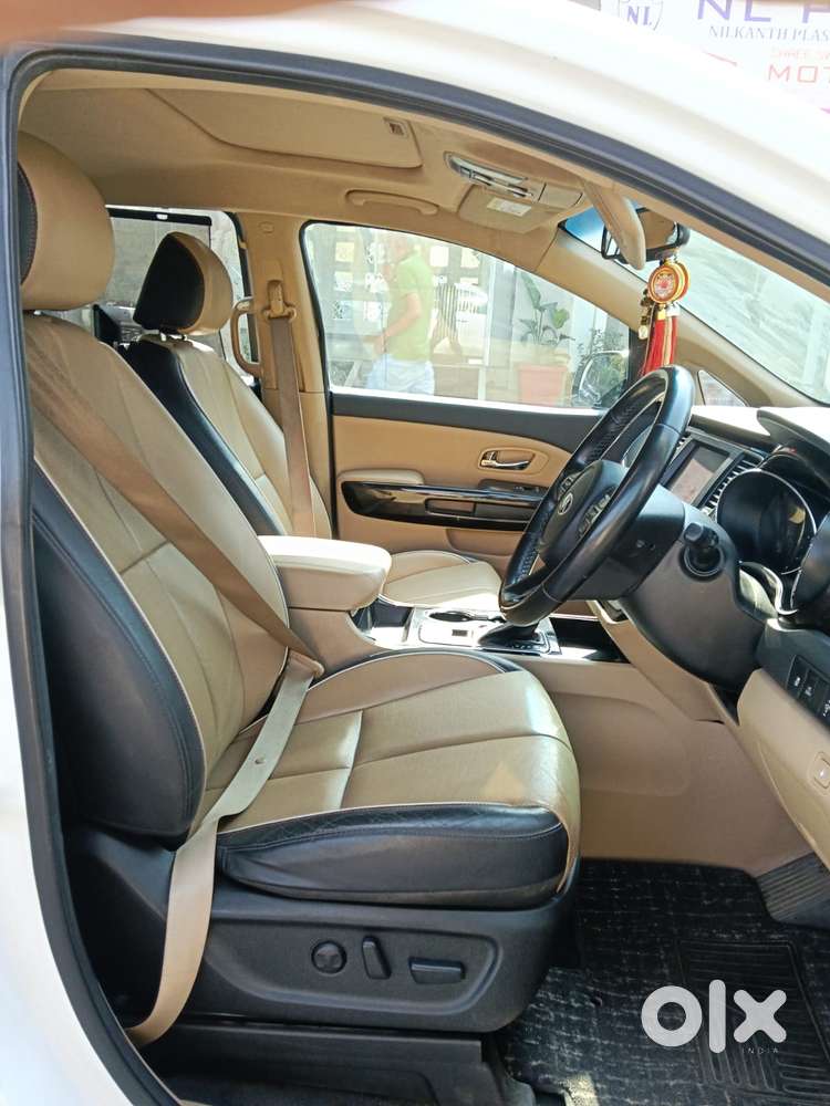 Kia Carnival Limousine, 2020