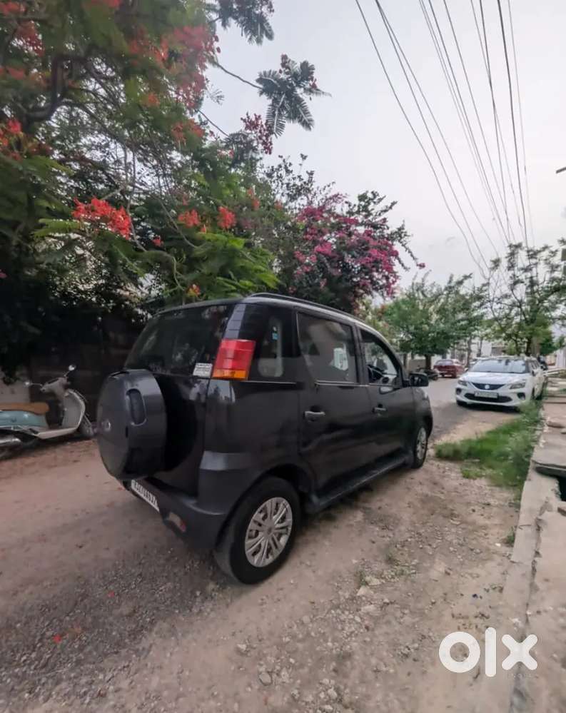 Mahindra Quanto 1.5 C2 2014