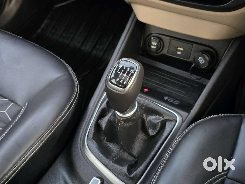 Hyundai Verna 1.5 Sx Petrol Mt, 2022, Petrol