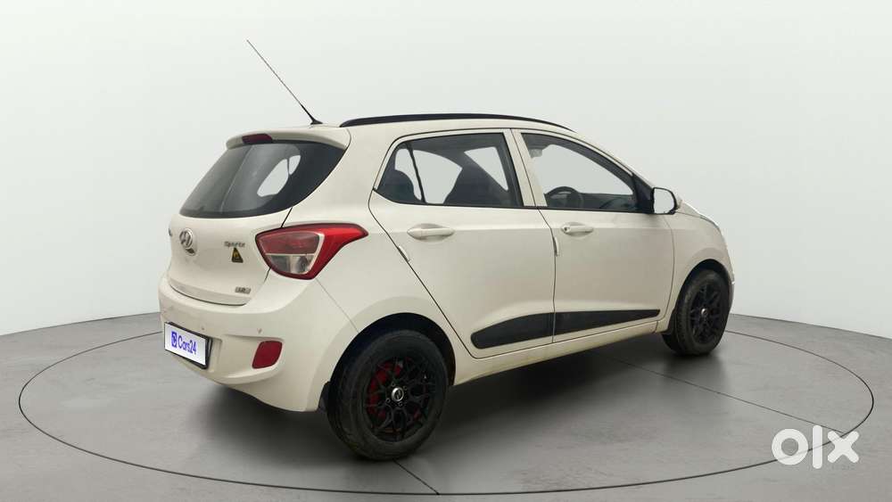 Hyundai Grand I10 Sportz 1.2 Kappa Vtvt, 2015, Petrol
