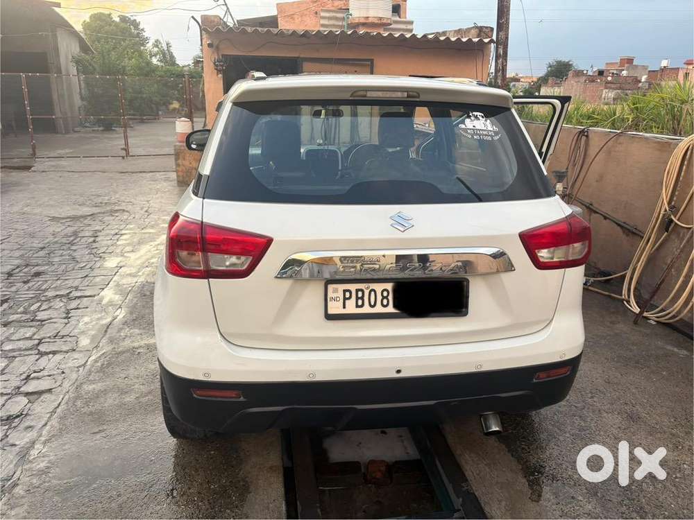 Maruti Suzuki Brezza 2018 Diesel With Completed Accessory