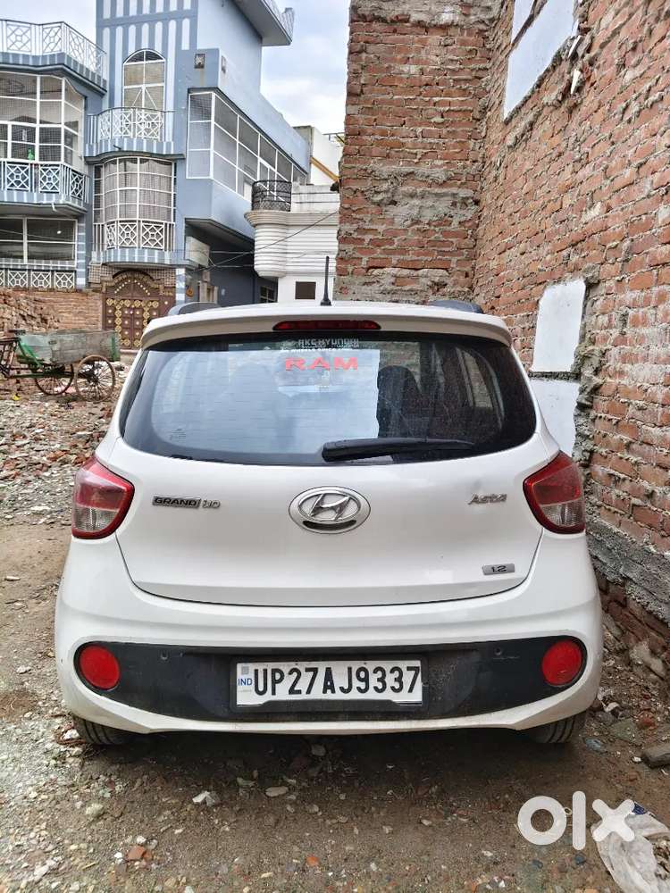 Hyundai Grand I10 Asta Petrol Top Model  Push Start  Alloy Wheels