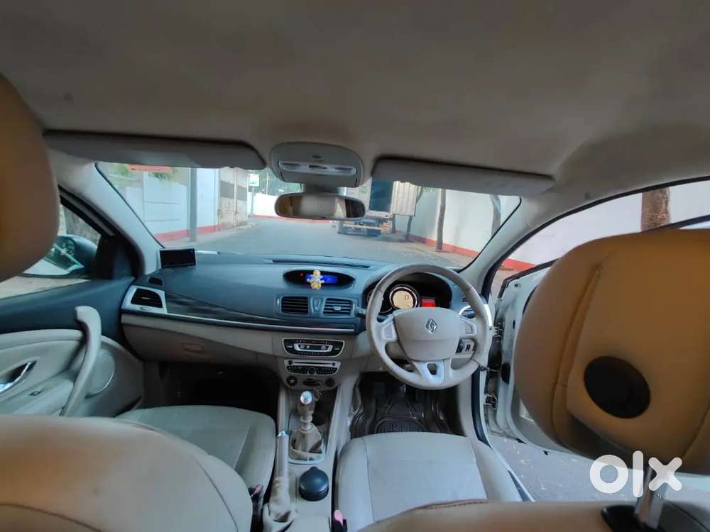Renault Fluence Diesel Manual 2013