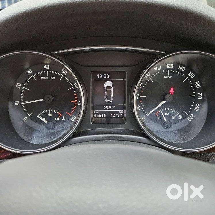 Skoda Superb 2013-2015 Elegance 1.8 Tsi At, 2014, Petrol