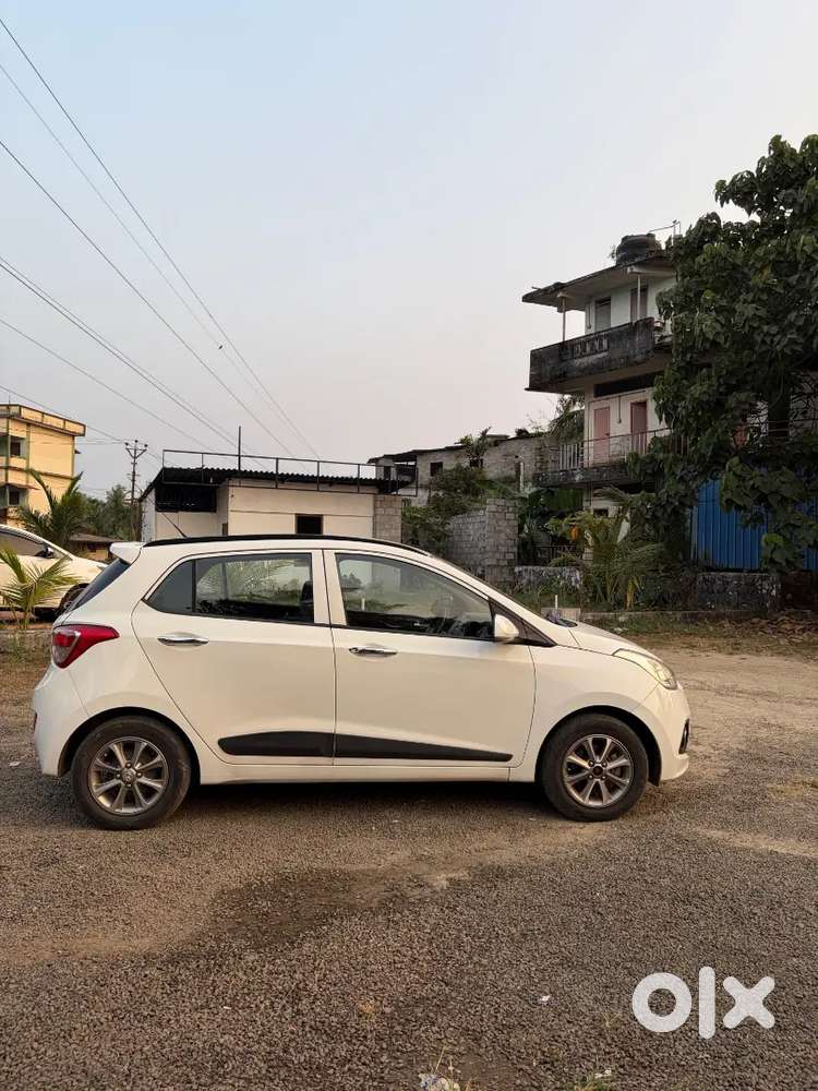 Hyundai Grand I10 2016 Diesel 100000 Km Driven